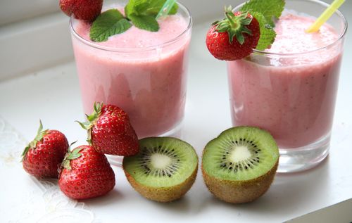 Strawberry ginger shake