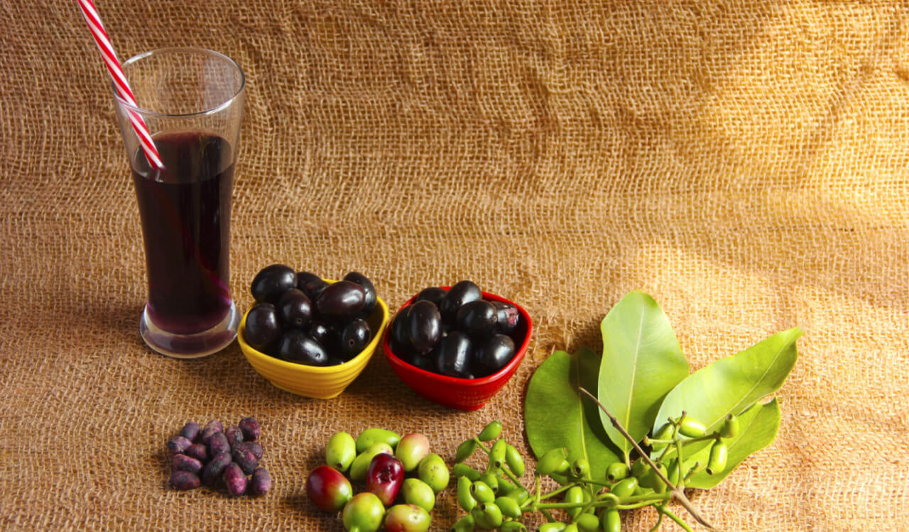 Jamun Fruit – Benefits, Nutritional Facts, and Recipes