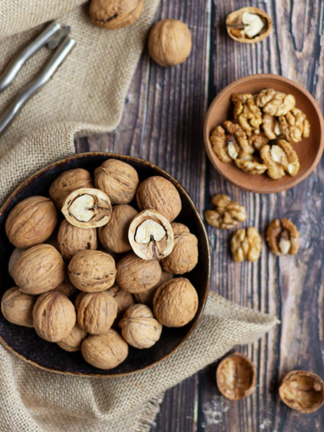 10 Amazing Health Benefits Of Walnuts