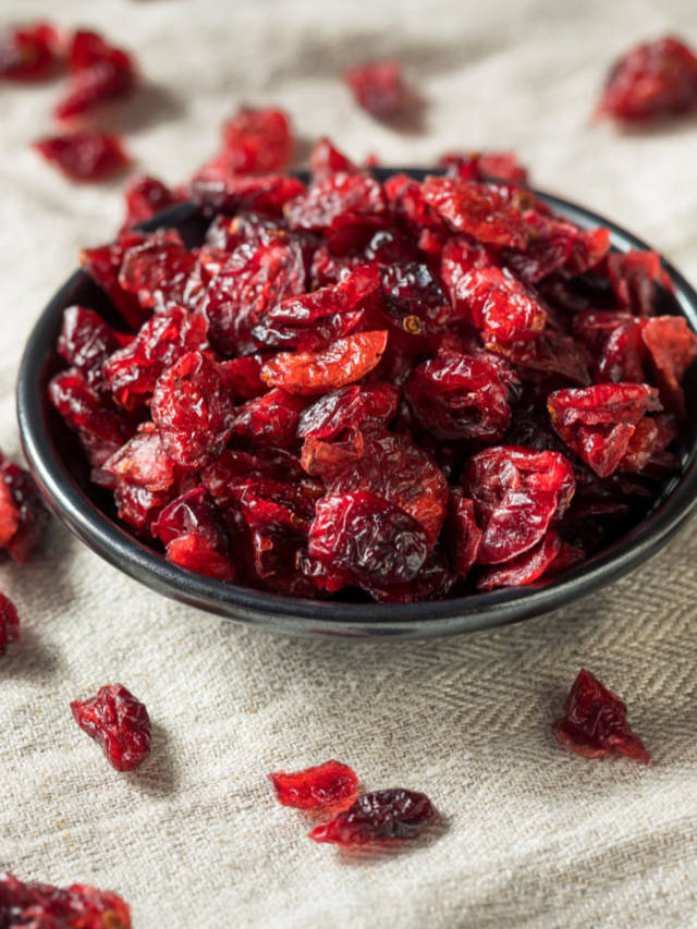 9 Health Benefits of Dried Cranberries