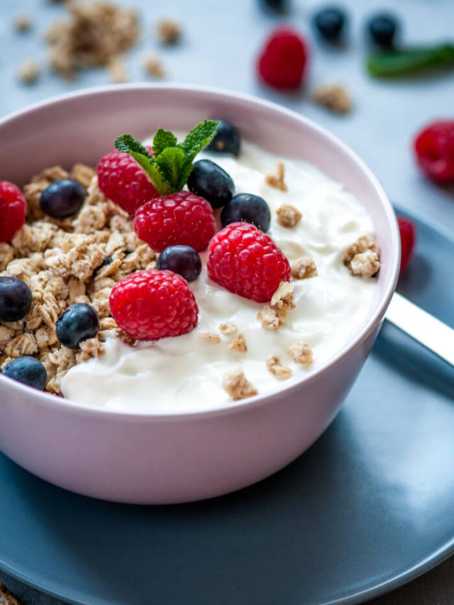 10 Impressive Benefits Greek Yoghurt