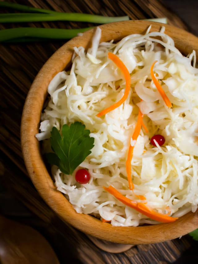 Top 8 Health Benefits of Sauerkraut