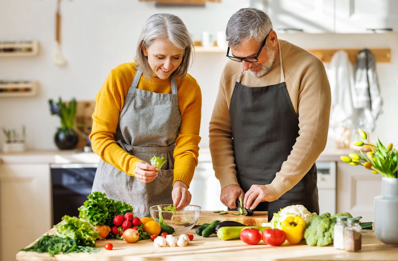 A Beginner’s Guide to Exercise and Healthy Diet for Seniors