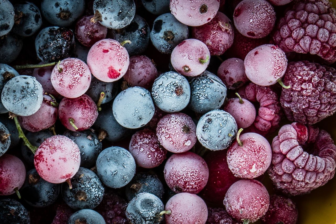 Frozen Berries – Nutrition, Benefits, and Recipes