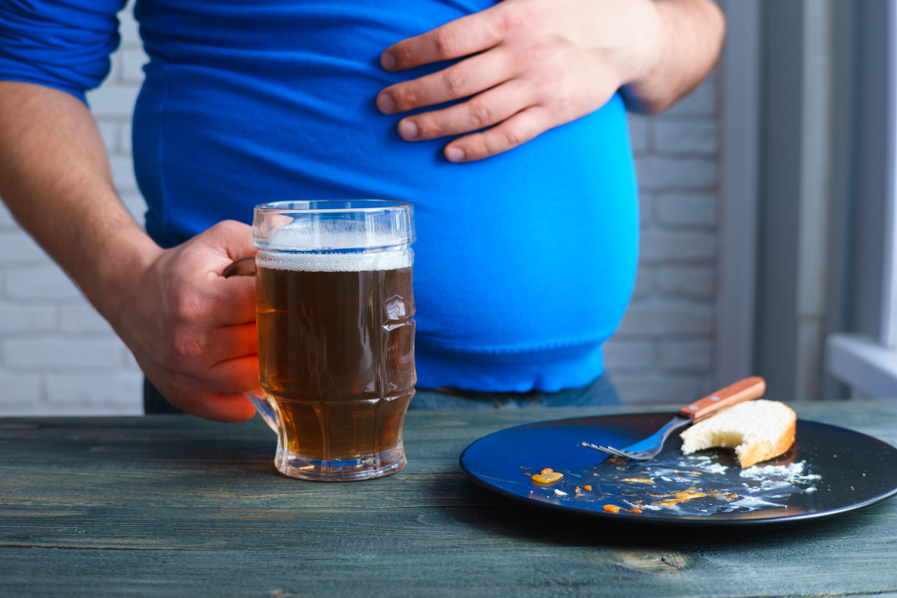 Does Alcohol Cause Weight Gain? Decoding the Facts
