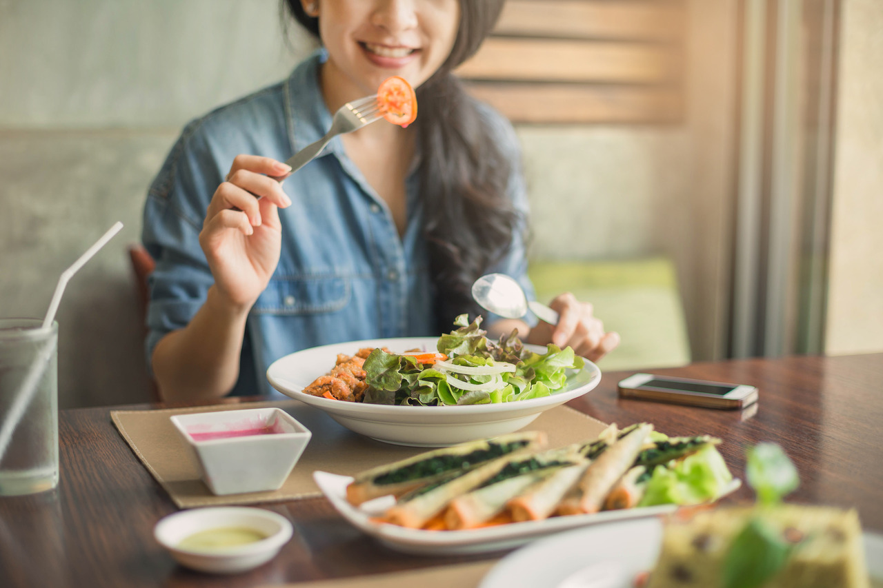What to Eat to Lose Weight? A Simple Guide